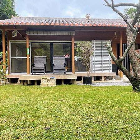 マムヴィッラin森の中の一軒家 Villa Nago Exterior foto