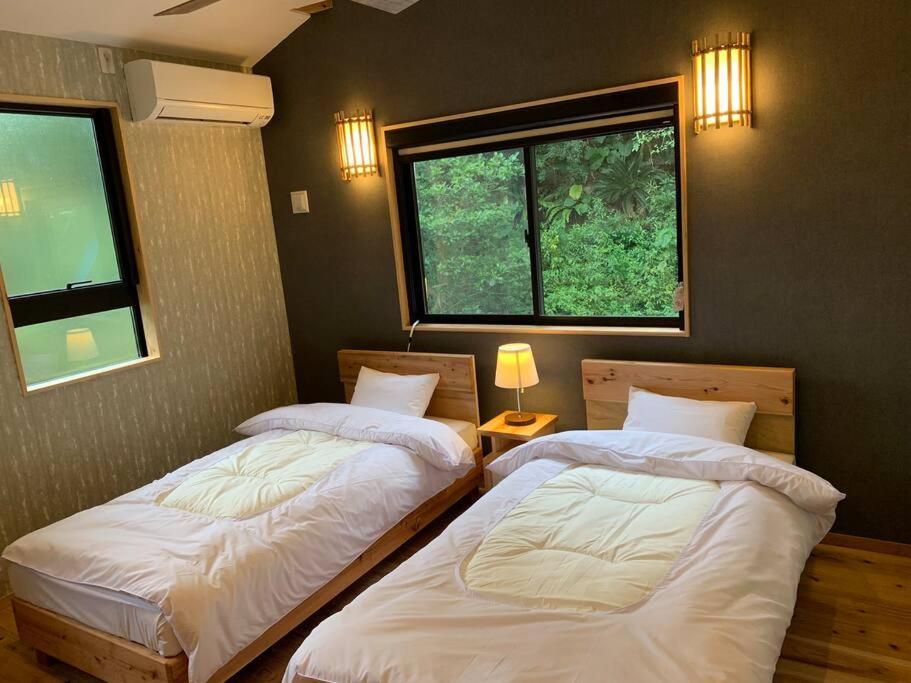 マムヴィッラin森の中の一軒家 Villa Nago Exterior foto